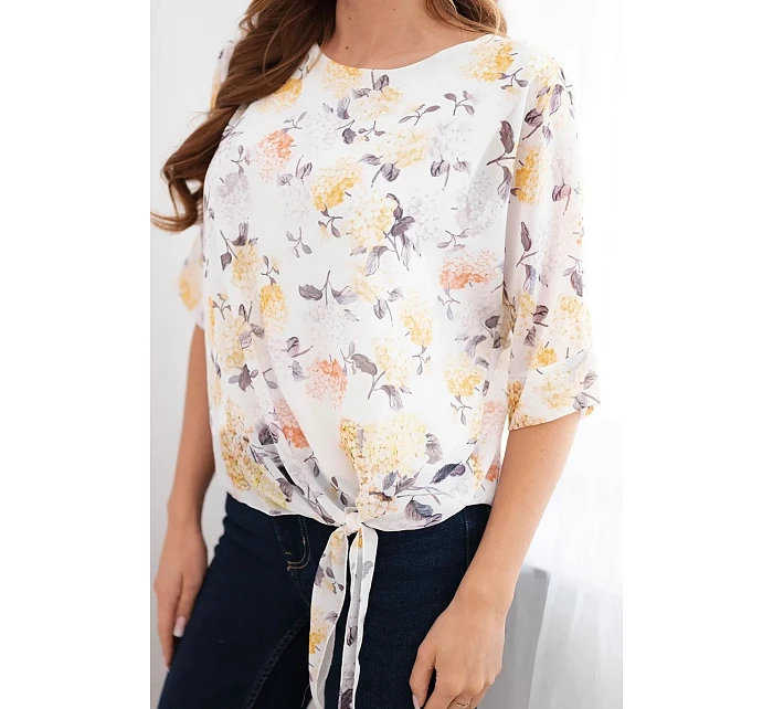 Dámská halenka s květinovým vzorem a vázáním dole žlutá Dámská halenka s květinovým vzorem a vázáním dole žlutá