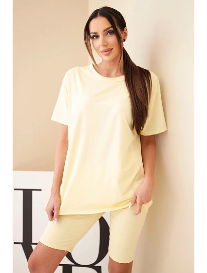 Dámský bavlněný komplet s krátkým rukávem a šortkami žlutý Dámský bavlněný komplet s krátkým rukávem a šortkami žlutý