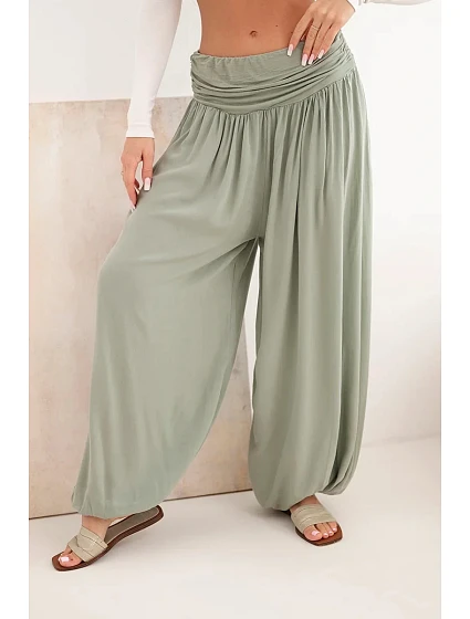 Dámské viskózové kalhoty se širokou nohavicí a řasením khaki Dámské viskózové kalhoty se širokou nohavicí a řasením khaki
