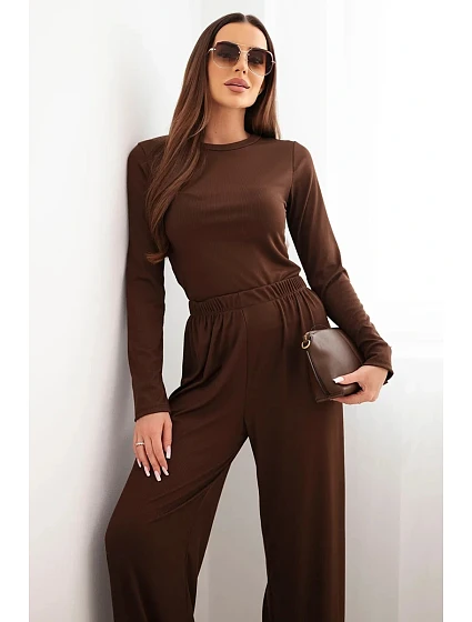 Dámský viskózový komplet s blůzou a širokými kalhotami hnědý Dámský viskózový komplet s blůzou a širokými kalhotami hnědý