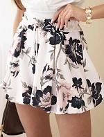 Dámské viskózové šortky s květinovým vzorem se zavazováním v pase černé