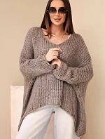 Dámský svetr oversized s výstřihem do V a delším zadním dílem průřezový fango