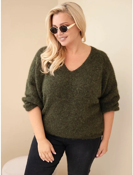 Dámský svetr Plus Size s výstřihem do V a širokým rukávem khaki Dámský svetr Plus Size s výstřihem do V a širokým rukávem khaki