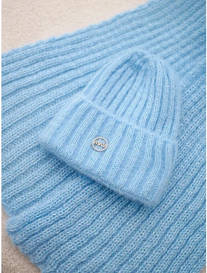 Dámská souprava čepice a dlouhý šál modrý Dámská souprava čepice a dlouhý šál modrý