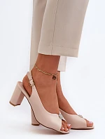 Elegantní sandály na podpatku s ozdobou béžové Trasea