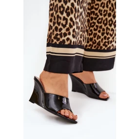 Lakované Dámské Pantofle Na Klínu Černé Nelithin Lakované Dámské Pantofle Na Klínu Černé Nelithin