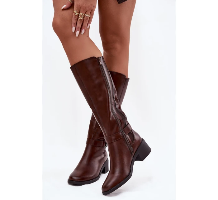 Zateplené dámské kozačky na klínku se řemínkem Sergio Leone KZ25826 hnědé Zateplené dámské kozačky na klínku se řemínkem Sergio Leone KZ25826 hnědé