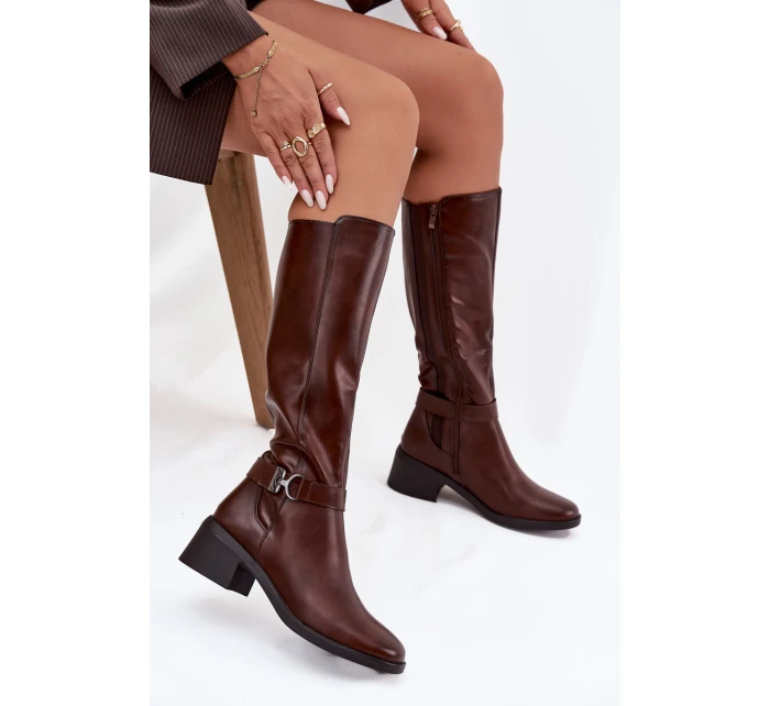 Zateplené dámské kozačky na klínku se řemínkem Sergio Leone KZ25826 hnědé Zateplené dámské kozačky na klínku se řemínkem Sergio Leone KZ25826 hnědé