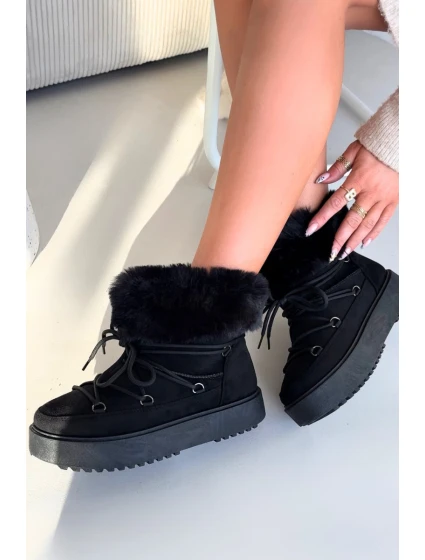 Sněhule s kožíškem a šněrováním Černé model 21821761 - Boto Sněhule s kožíškem a šněrováním Černé model 21821761 - Boto