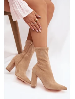 Dámské semišové kotníkové boty s prošitím béžové Rosivelle