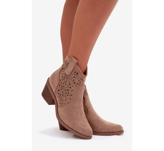 Dámské perforované kovbojky na podpatku S.Barski HY61-8012 Béžové Dámské perforované kovbojky na podpatku S.Barski HY61-8012 Béžové