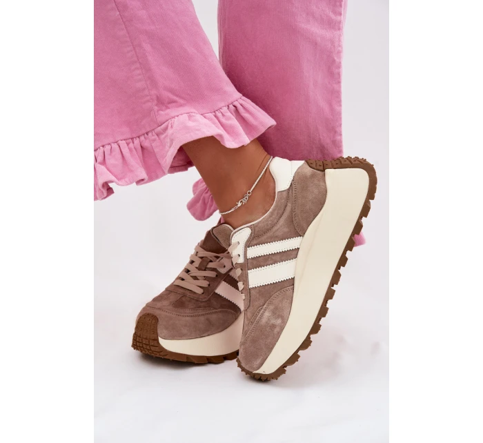 Snídačky z semiše na masivní platformě D&A GR61-5986 Béžové Snídačky z semiše na masivní platformě D&A GR61-5986 Béžové