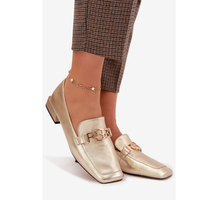 Kožené dámské mokasiny s ozdobným detailem D&A CR61-3125 zlaté Kožené dámské mokasiny s ozdobným detailem D&A CR61-3125 zlaté