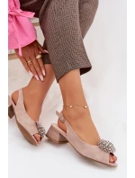 Kožené dámské sandály na podpatku s ozdobou D&A CR61-3030 béžové