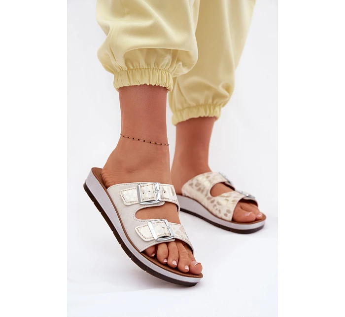 Dámské pantofle s přezkami Inblu CP000063 Bílé Dámské pantofle s přezkami Inblu CP000063 Bílé