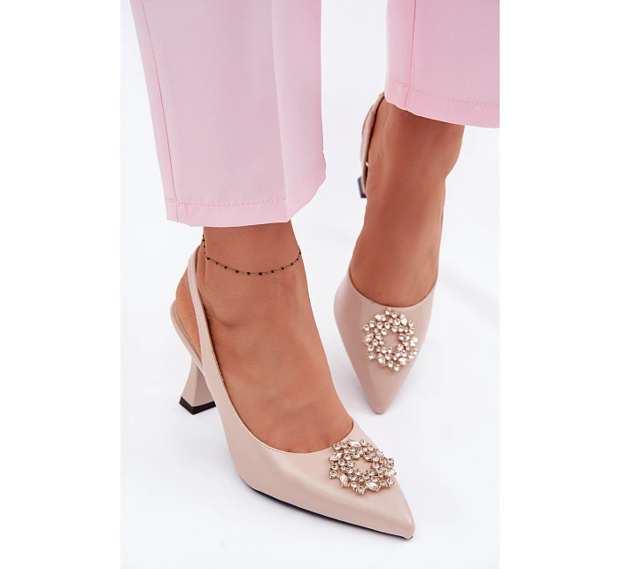 Sandály na podpatku s bižuterním zdobením Vinceza Béžové Sandály na podpatku s bižuterním zdobením Vinceza Béžové