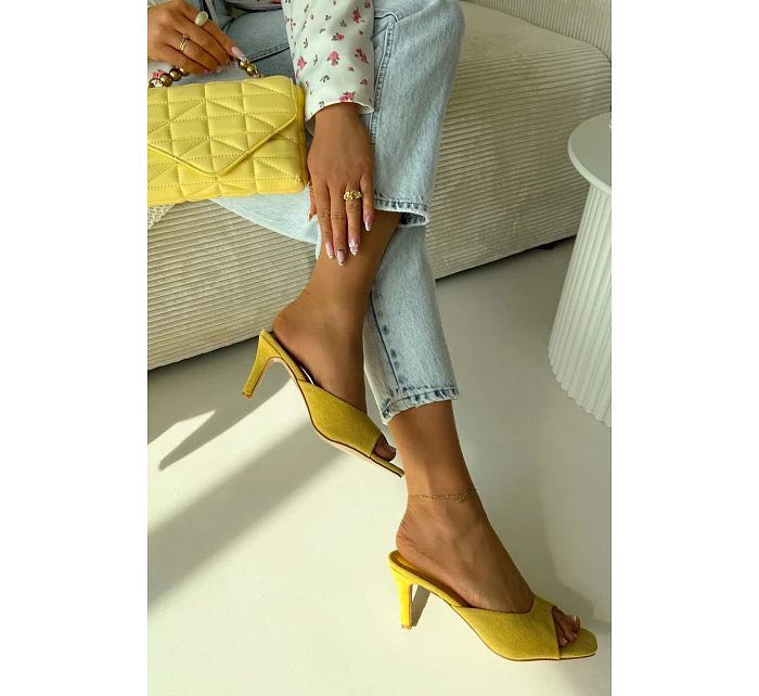 Dámské pantofle na tenkém podpatku Žluté Revina Dámské pantofle na tenkém podpatku Žluté Revina