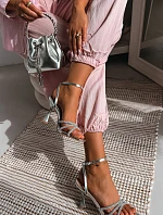 Dámské sandály na podpatku se zdobenými pásky Stříbrné Gedira