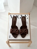 Dámské lodičky na podpatku s mašlí Čokoládové Jelessa