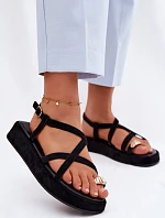 Sandály na platformě s zlatým detailem Černé Olmira