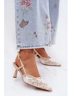 Sandály na podpatku s květinami Béžové Kelmira