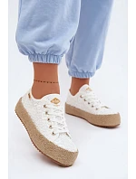 Krajkové tenisky espadrilky na platformě Lee Cooper LCW-26-31-4326 Bílé Krajkové tenisky espadrilky na platformě Lee Cooper LCW-26-31-4326 Bílé