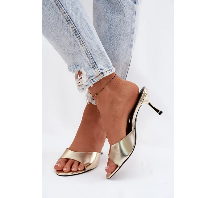 Sandály z umělé kůže na jehlovém podpatku Zlaté Melissea Sandály z umělé kůže na jehlovém podpatku Zlaté Melissea