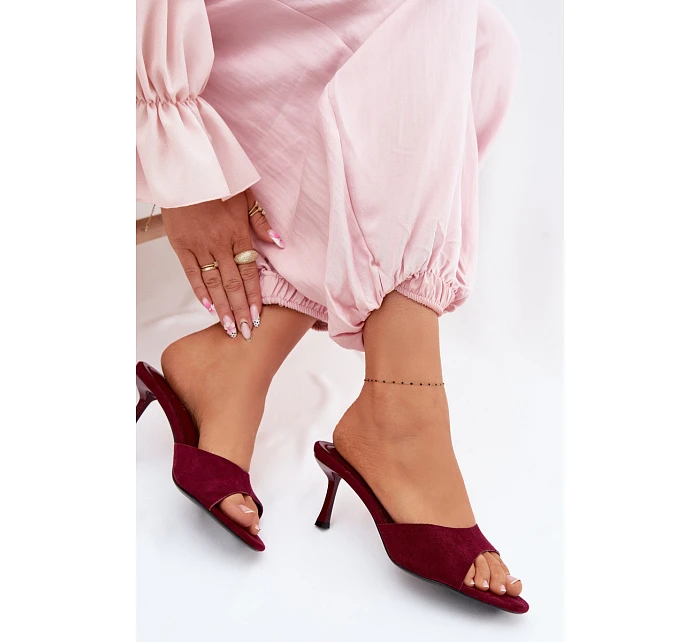 Sandály z imitace semiše na podpatku bordové Melissea Sandály z imitace semiše na podpatku bordové Melissea
