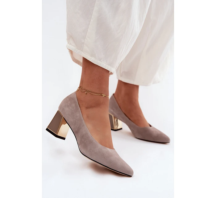 Lodičky z přírodního semiše na podpatku Vinceza Béžové Lodičky z přírodního semiše na podpatku Vinceza Béžové