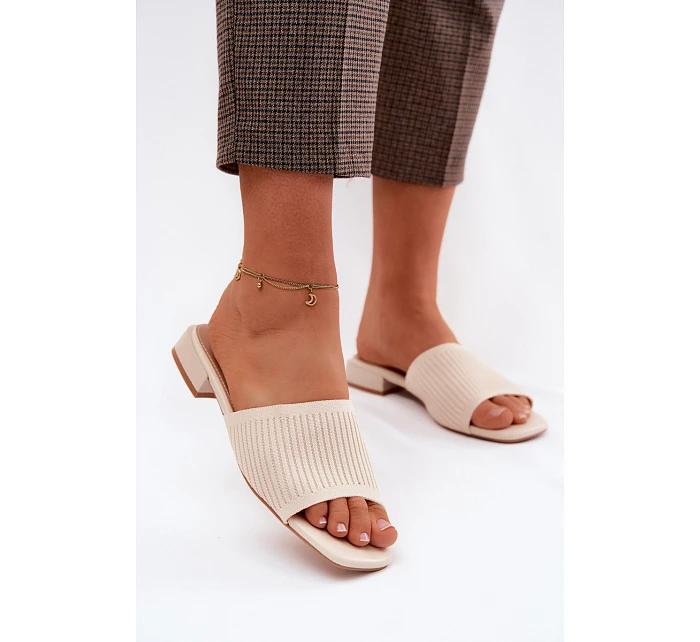 Materiálové dámské pantofle na nízkém podpatku Světle béžové Belissea Materiálové dámské pantofle na nízkém podpatku Světle béžové Belissea