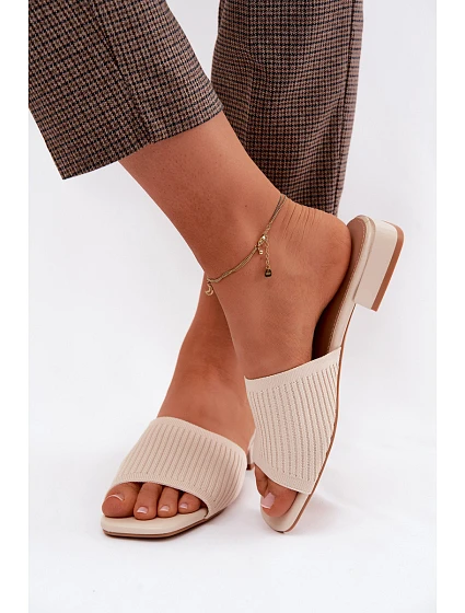 Materiálové dámské pantofle na nízkém podpatku Světle béžové Belissea Materiálové dámské pantofle na nízkém podpatku Světle béžové Belissea