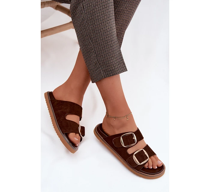 Dámské pantofle z imitace semiše se zlatými přezkami čokoládové Averia Dámské pantofle z imitace semiše se zlatými přezkami čokoládové Averia