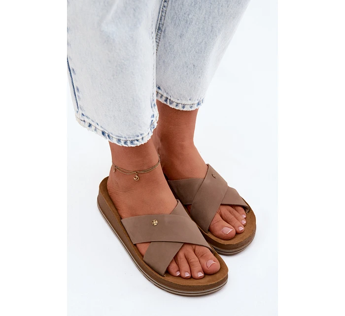 Kožené Semišové Dámské Pantofle model 22120786 Béžové - Maciejka Kožené Semišové Dámské Pantofle model 22120786 Béžové - Maciejka