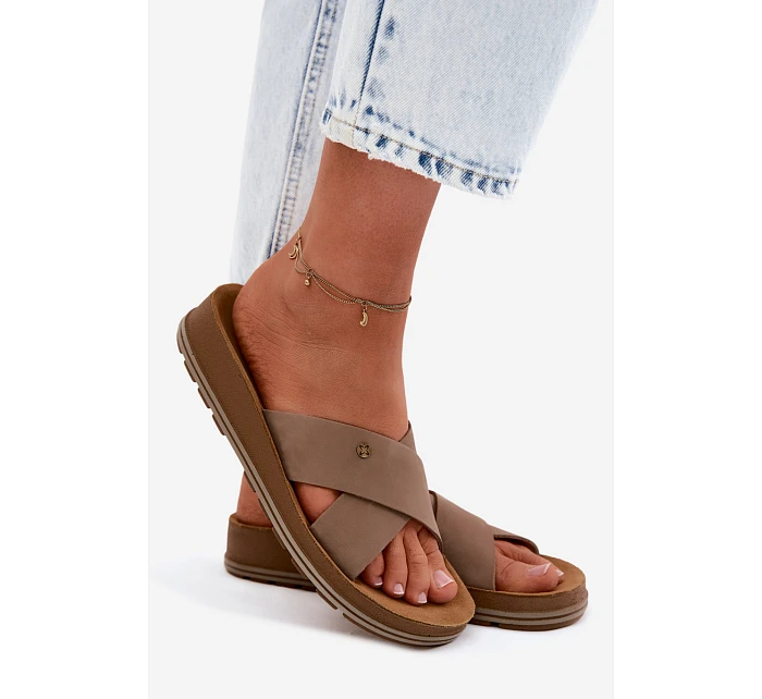 Kožené Semišové Dámské Pantofle model 22120786 Béžové - Maciejka Kožené Semišové Dámské Pantofle model 22120786 Béžové - Maciejka