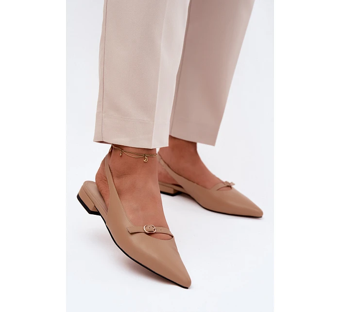 Kožené sandály na nízkém podpatku Maciejka K7449-04 tmavě béžové Kožené sandály na nízkém podpatku Maciejka K7449-04 tmavě béžové