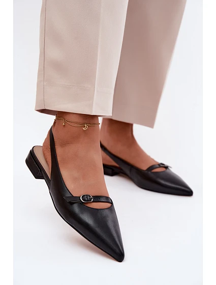 Kožené sandály na nízkém podpatku Maciejka K7449-01 Černé Kožené sandály na nízkém podpatku Maciejka K7449-01 Černé