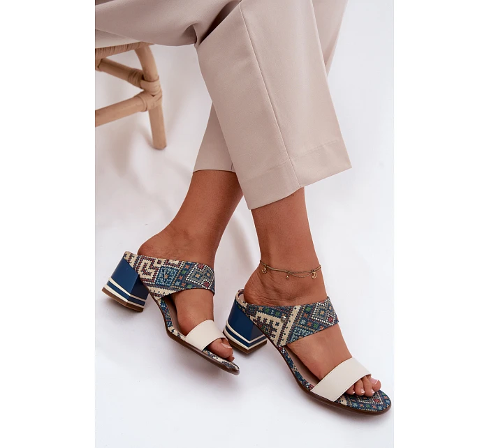 Kožené vzorované dámské sandály na podpatku Maciejka K7522-04 Béžovo-modré Kožené vzorované dámské sandály na podpatku Maciejka K7522-04 Béžovo-modré