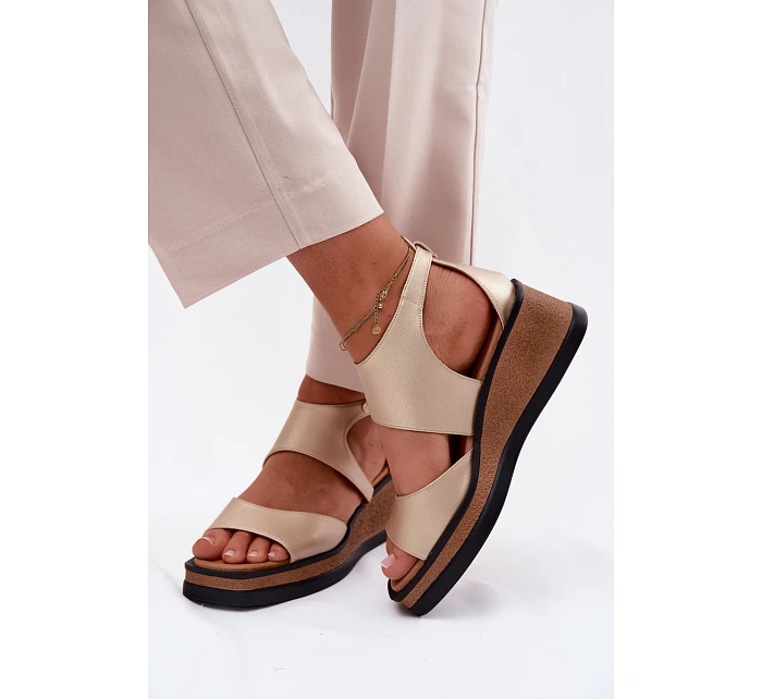 Kožené sandály na platformě Maciejka K7471-26 Zlaté Kožené sandály na platformě Maciejka K7471-26 Zlaté