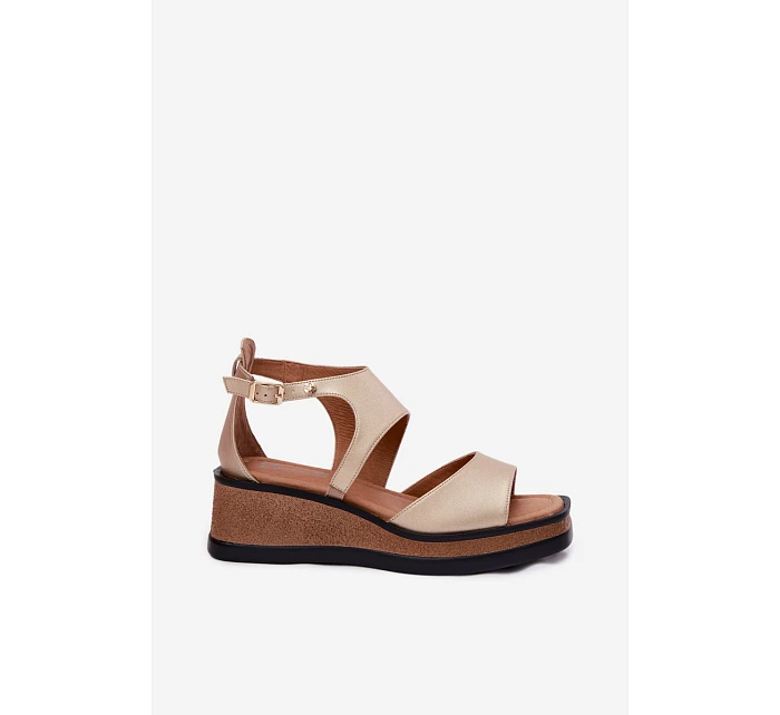 Kožené sandály na platformě Maciejka K7471-26 Zlaté Kožené sandály na platformě Maciejka K7471-26 Zlaté