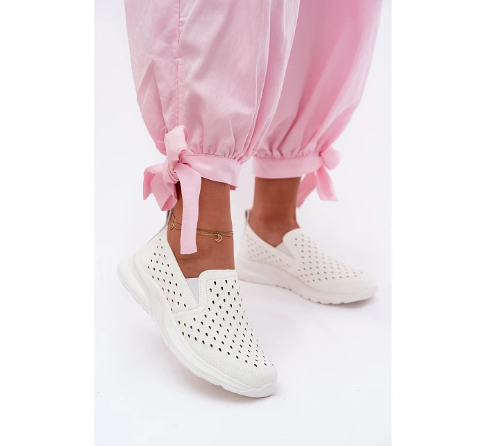 Dámské nazouvací síťované polobotky z umělé kůže bílé Geressa Dámské nazouvací síťované polobotky z umělé kůže bílé Geressa