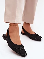 Kožené semišové sandály na plochém podpatku s ozdobným květem Vinceza 66951 Černé