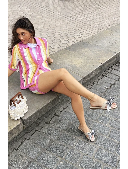 Dámské ploché sandály s mašlí Béžové model 22194463 - Boto