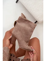 Dámské kotníkové boty na podpatku s špičatou špičkou khaki model 22318838 - Boto