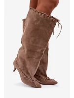 Kozačky s kitten heel z semiše s ozdobným šněrováním béžové Juletta Kozačky s kitten heel z semiše s ozdobným šněrováním béžové Juletta