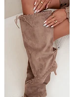 Kozačky s kitten heel z semiše s ozdobným šněrováním béžové Juletta Kozačky s kitten heel z semiše s ozdobným šněrováním béžové Juletta