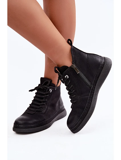 Dámské kožené zateplené kotníkové boty model 22368355 černé - Artiker Dámské kožené zateplené kotníkové boty model 22368355 černé - Artiker