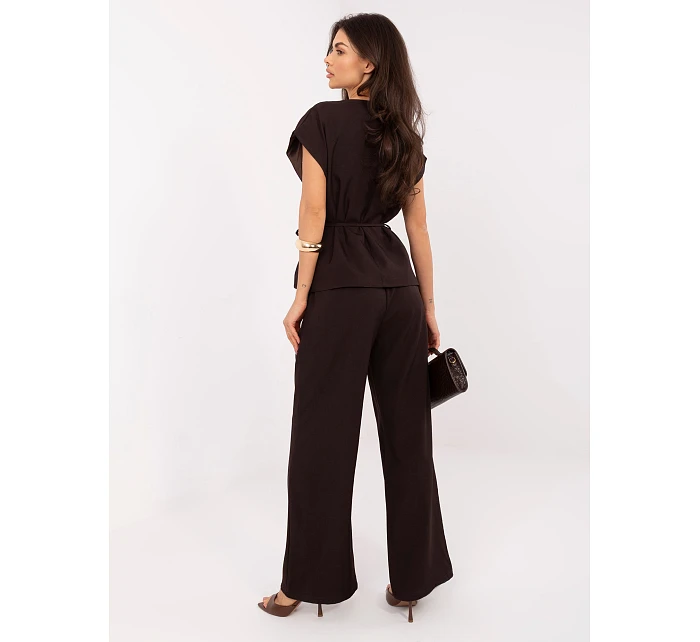 Sada IT KMPL 21029.96 tmavě hnědá Sada IT KMPL 21029.96 tmavě hnědá