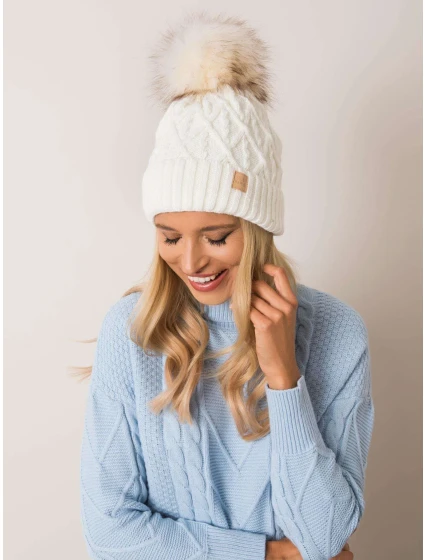 Čepice JK CZ 9.74 ecru Čepice JK CZ 9.74 ecru