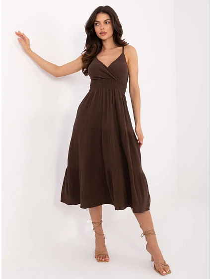 Šaty MI SK 62200.76 tmavě hnědé Šaty MI SK 62200.76 tmavě hnědé