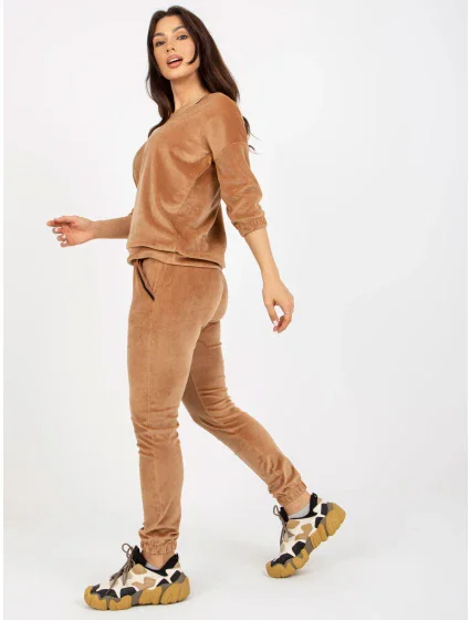 Souprava RV KMPL 8285.82 velbloudů Souprava RV KMPL 8285.82 velbloudů